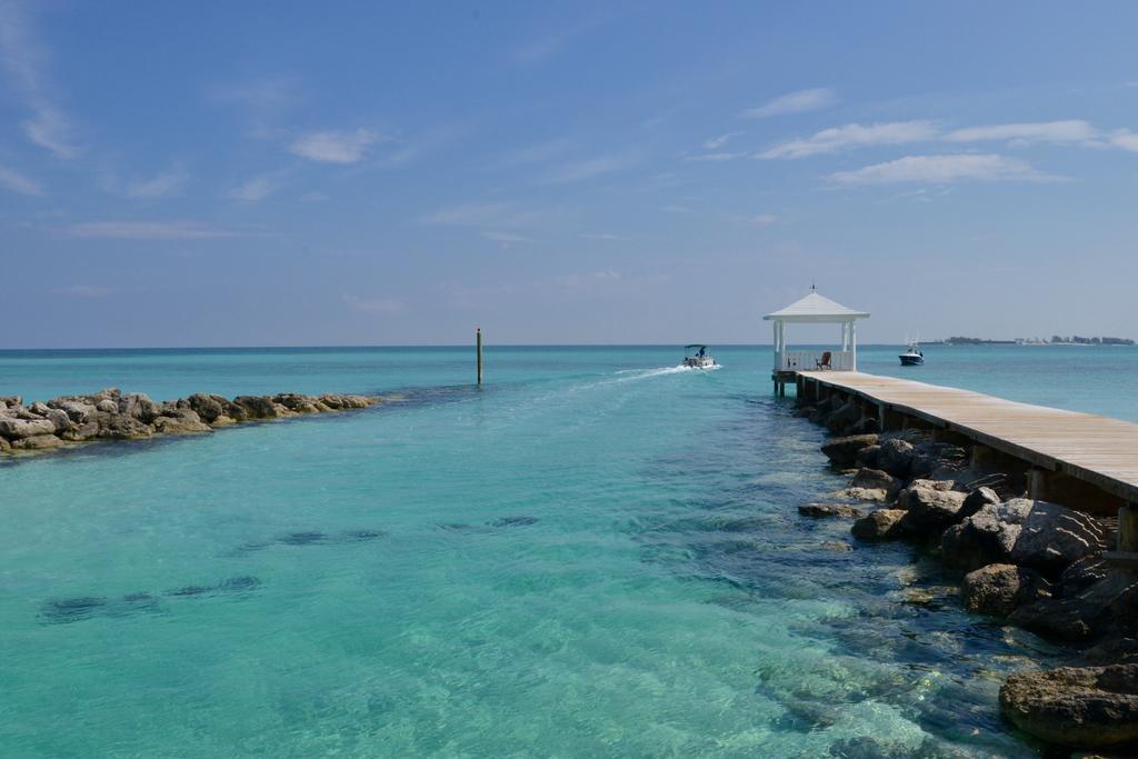Sandyport Beach Resort Nassau Exterior photo